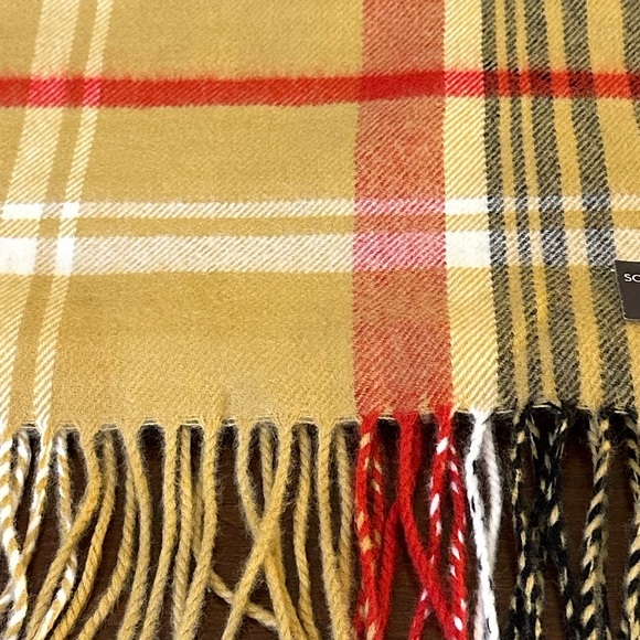 VTG NWT Camel, Red, Black Plaid Softer Than Cashmere Scarf by D&Y - Picture 3 of 7